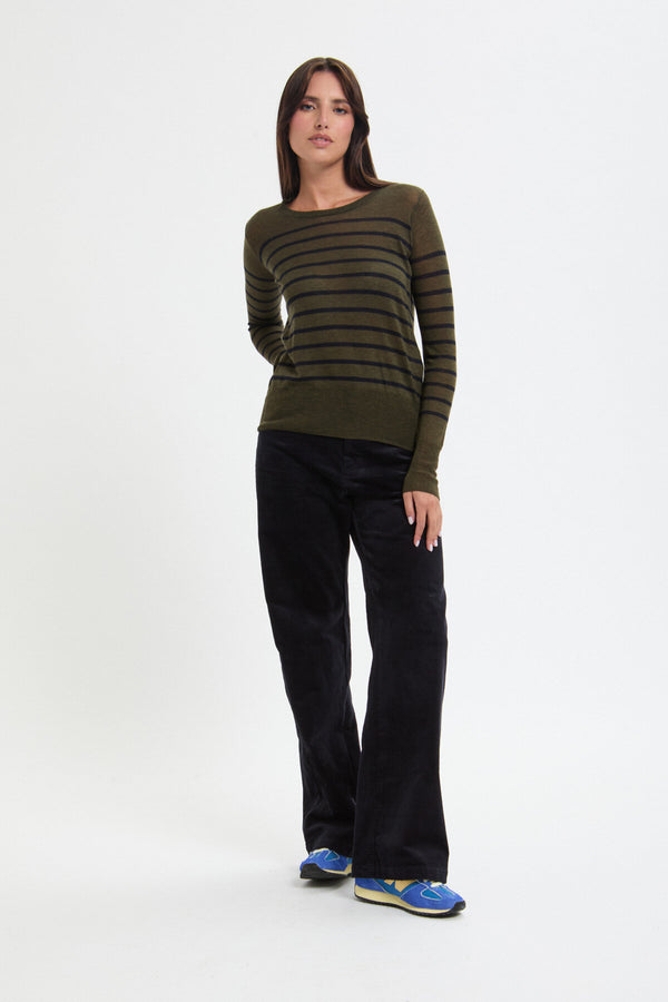 Round Longsleeve Pullover