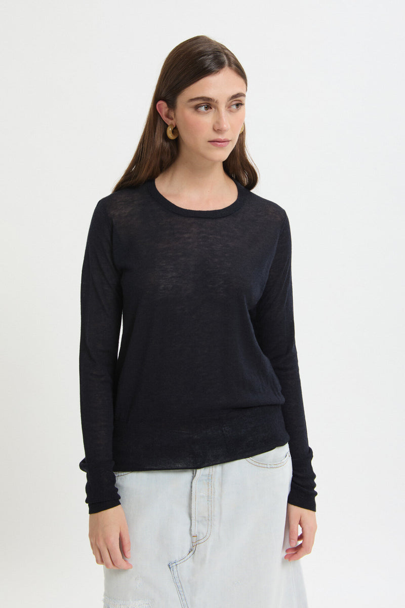 Round Longsleeve Pullover