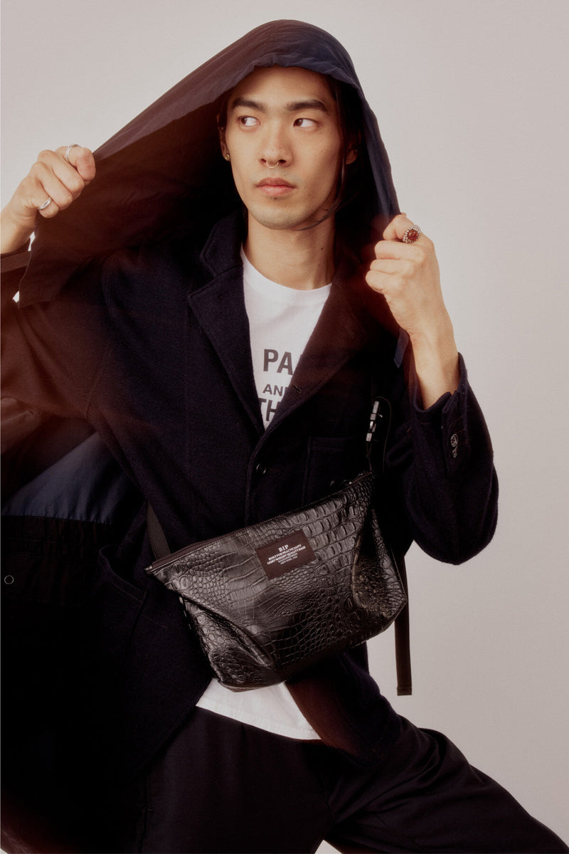 Marsupio a Tracolla Pelle Vegana Nera Effetto Coccodrillo