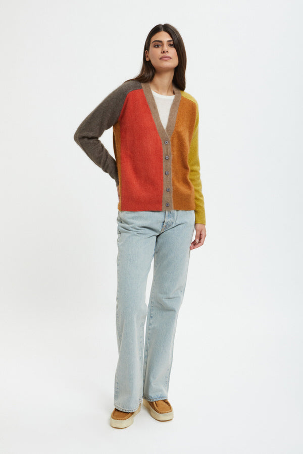 Long-sleeved V neck cardigan