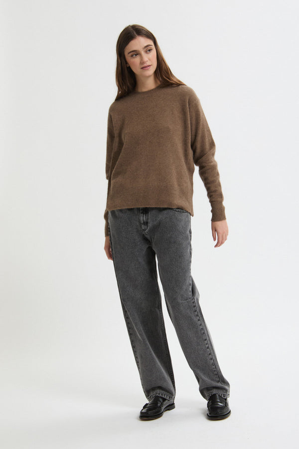 Round Longsleeve Pullover