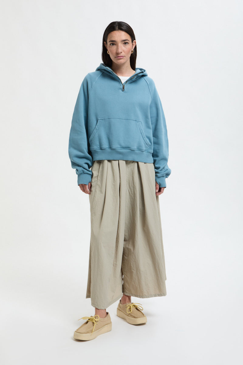 Pantaloni svasati in nylon