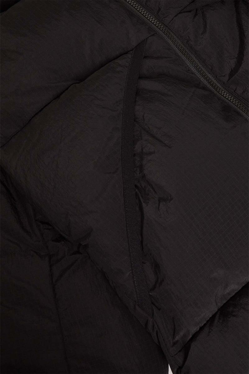 Giacca con cappuccio imbottita