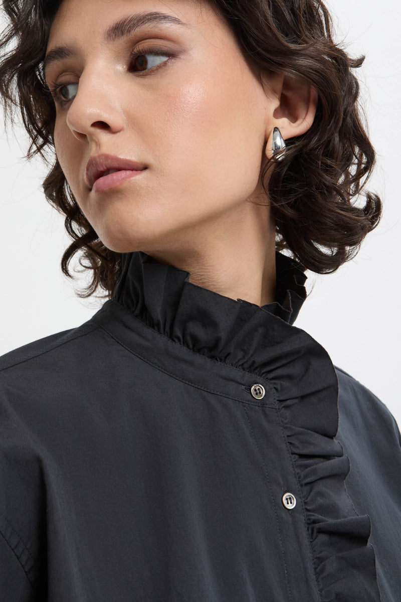 Camicia con collo arricciato