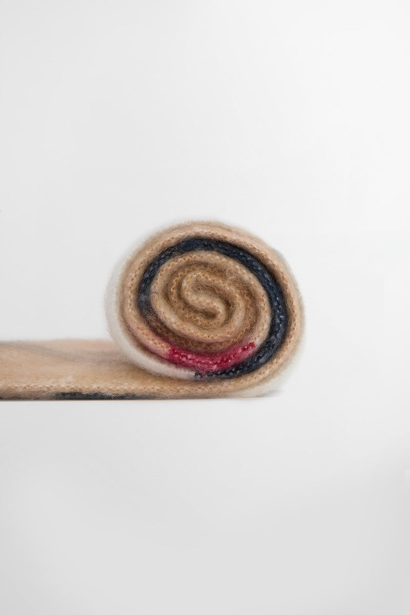 Isla Tartan Boucle Scarf