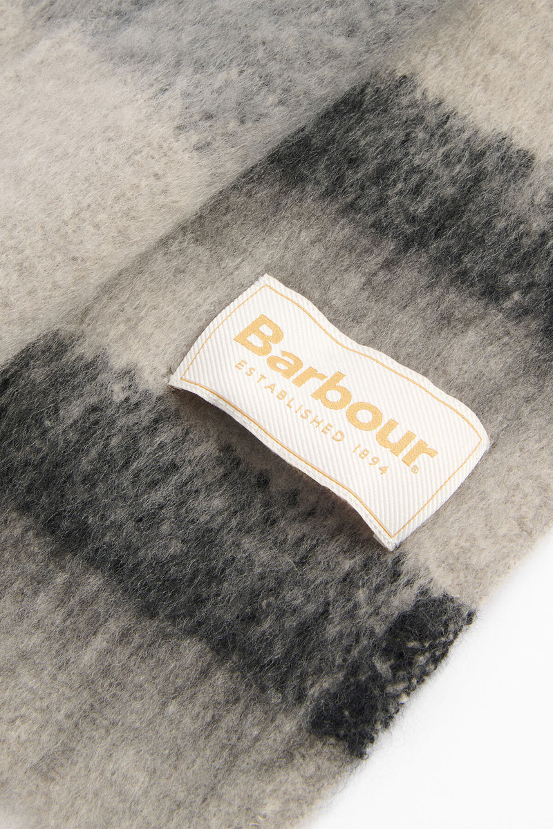 Isla Tartan Boucle Scarf