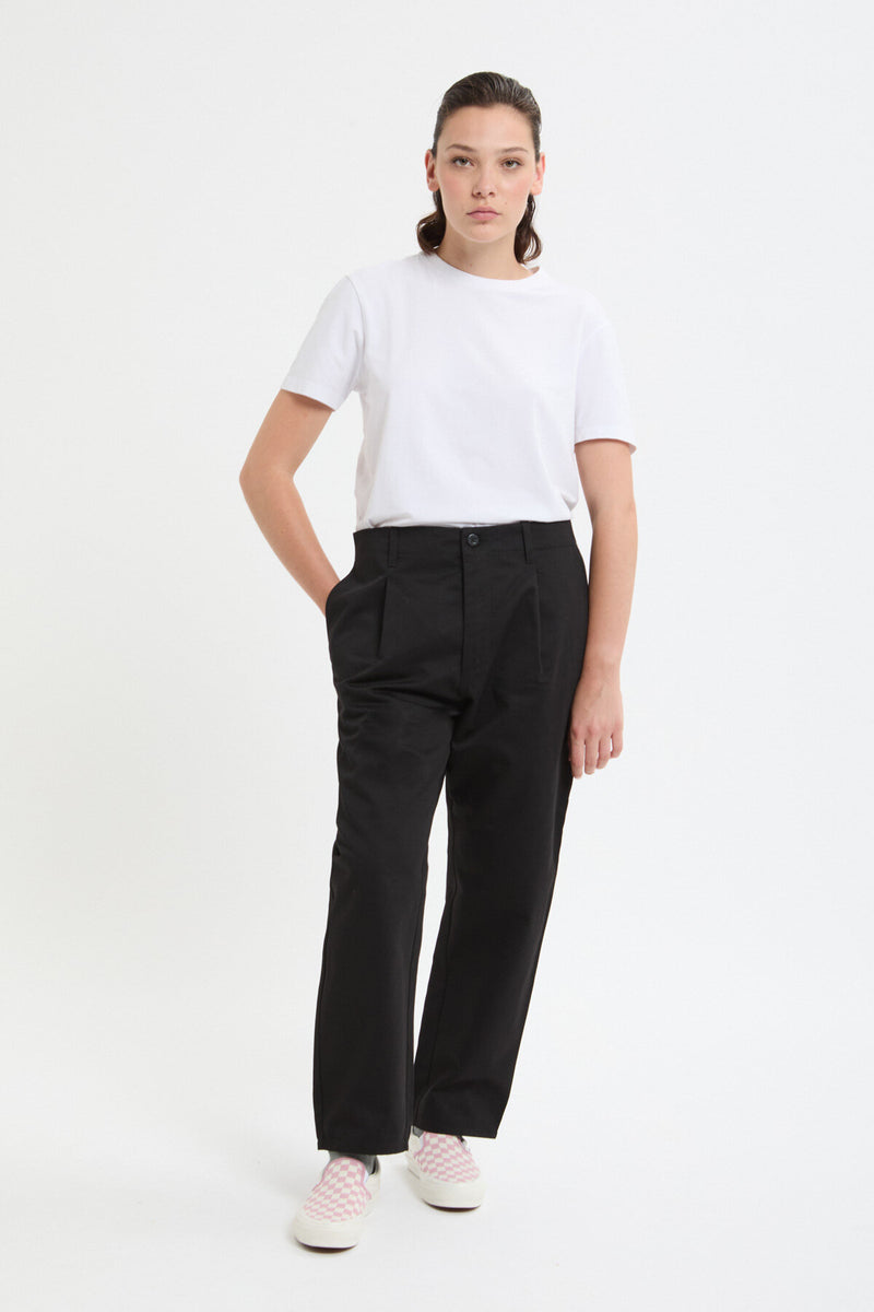 Pantaloni in twill a vestibilità affusolata con piega interna