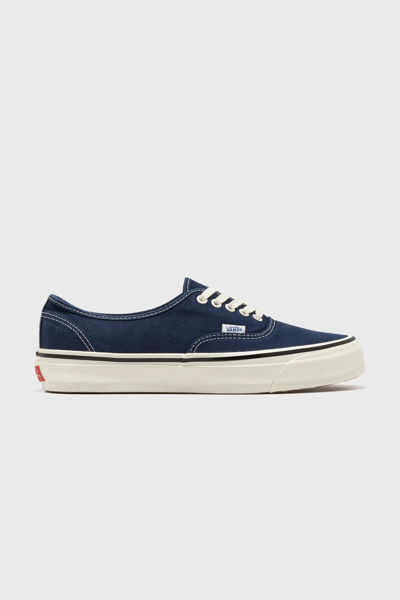 Sneakers Lx Authentic 44