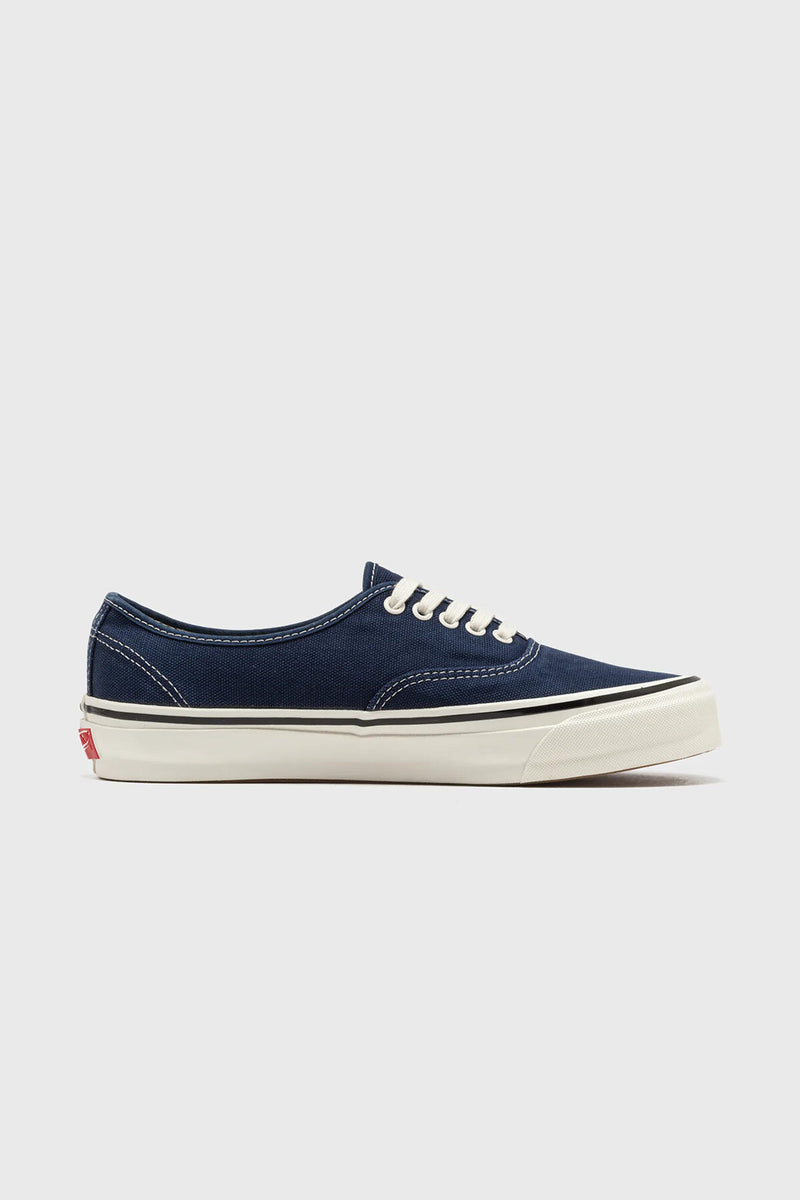 Sneakers Lx Authentic 44