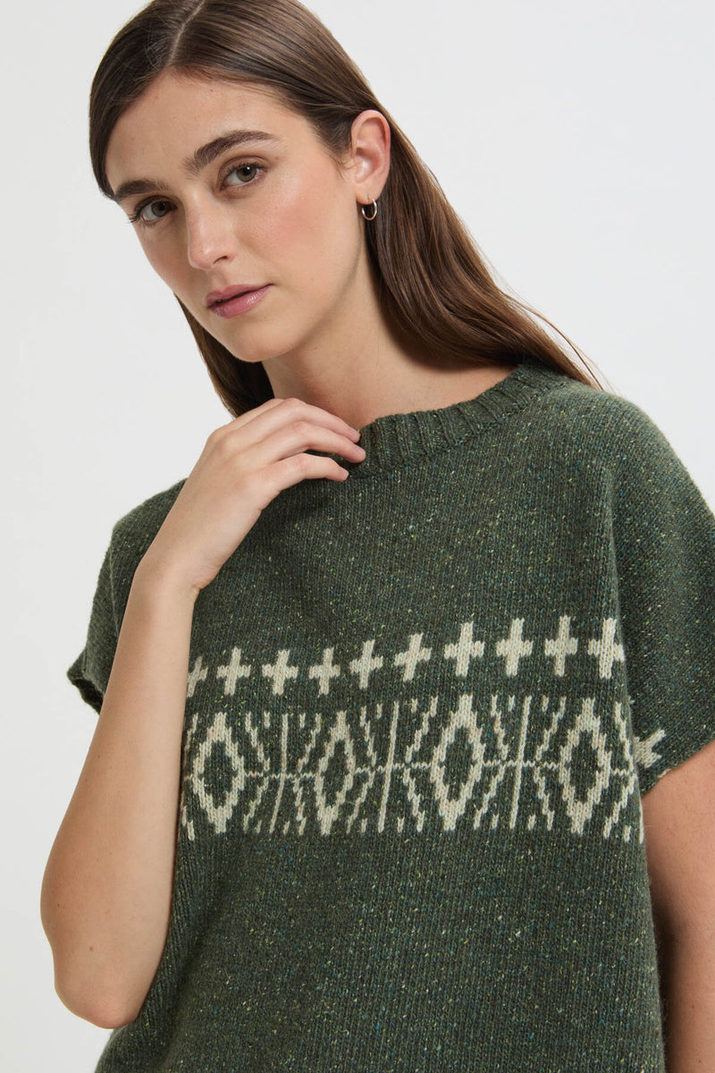 Jacquard pattern vest