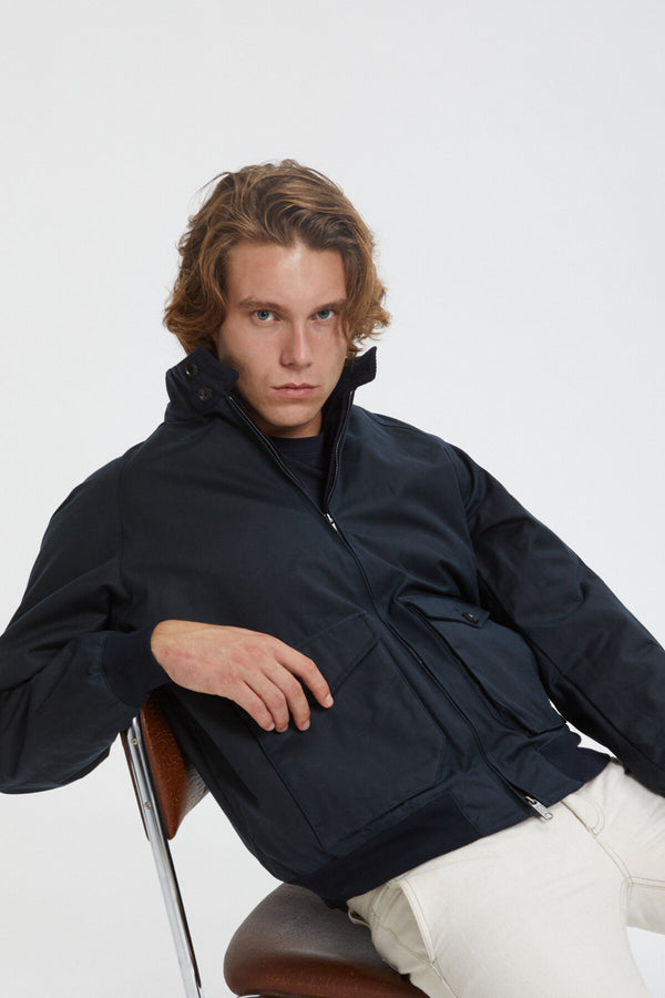 G9 in cotone cerato con tasche