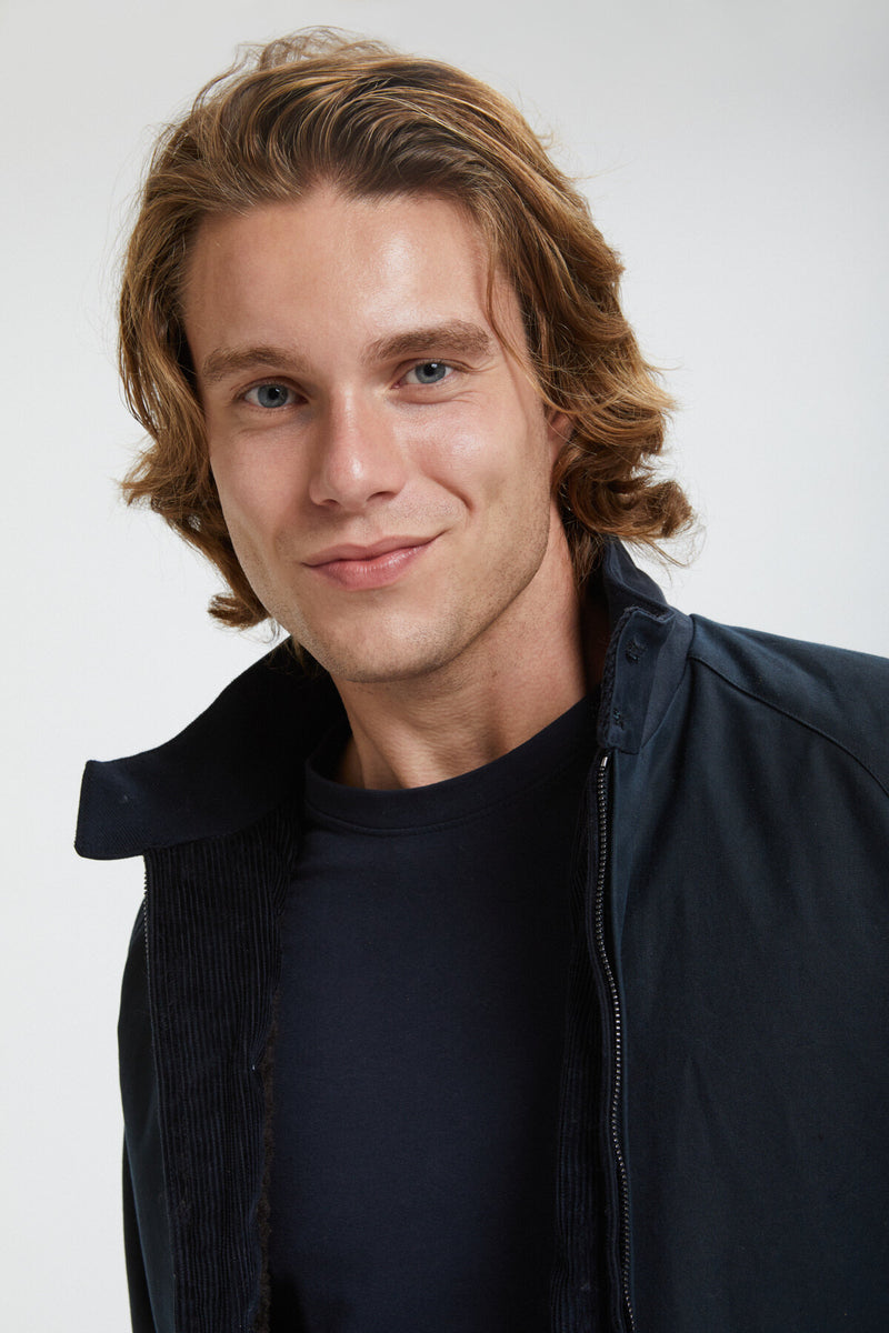 G9 in cotone cerato con tasche